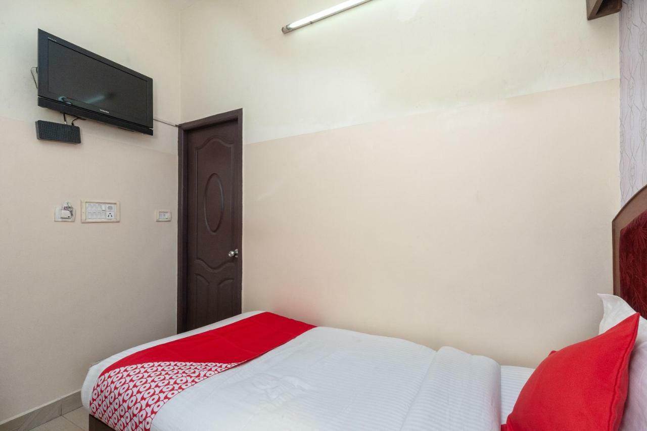 Oyo 8410 Rajeswari Tower Hotel Chennai Eksteriør billede